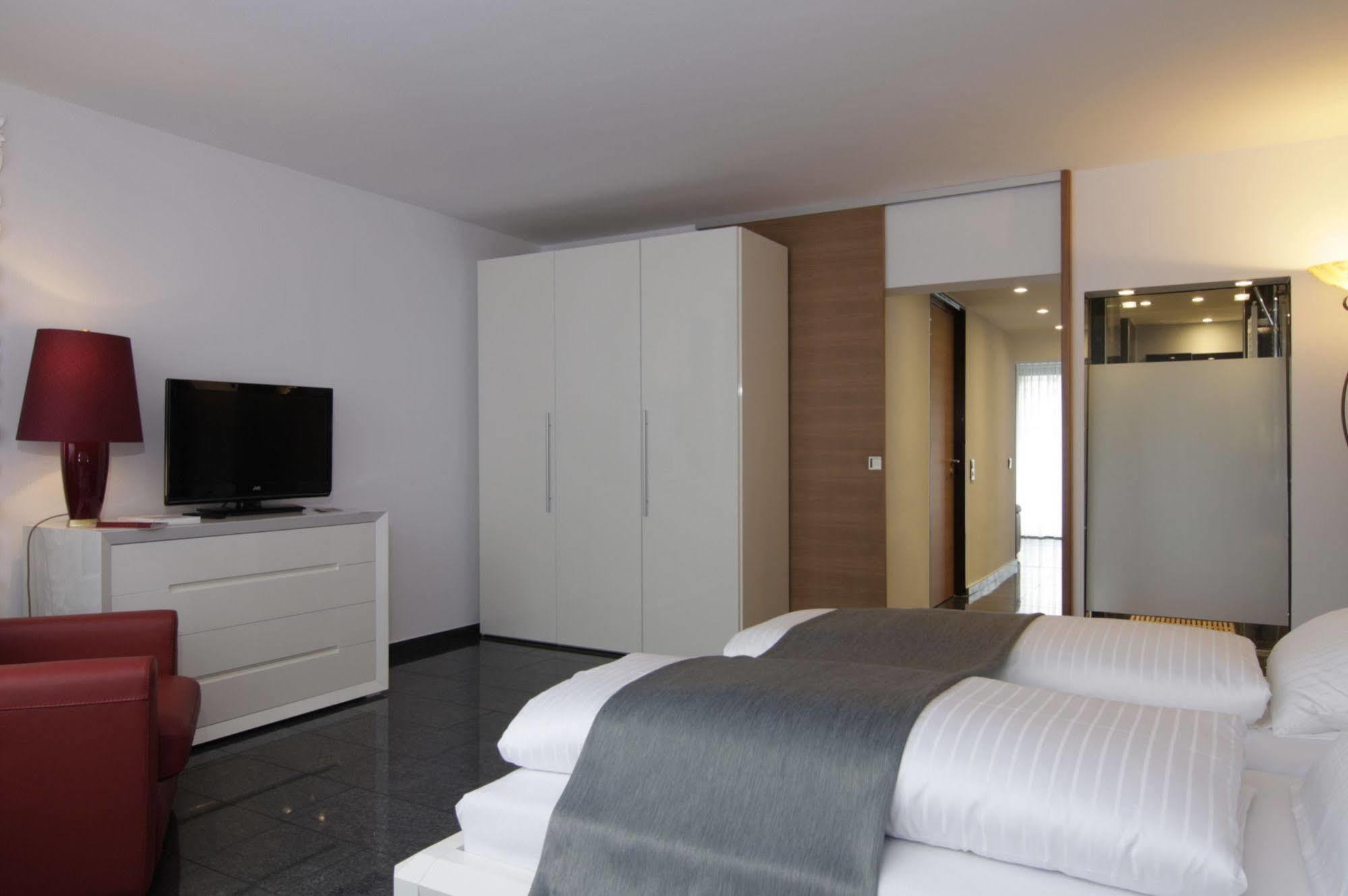 Maria Suite Am Dom Cologne Exterior photo