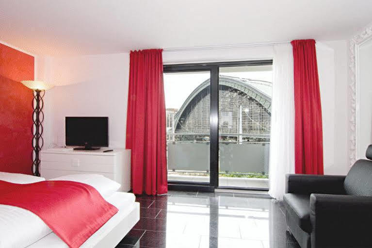Maria Suite Am Dom Cologne Exterior photo